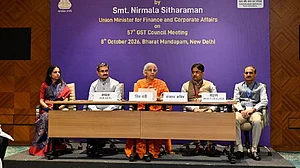 जीएसटी परिषद ने कर अधिकारियों की गिरफ्तारी की शक्ति खत्म की, केस चलाने की सीमा को बढ़ाकर 5 करोड़ रुपए किया