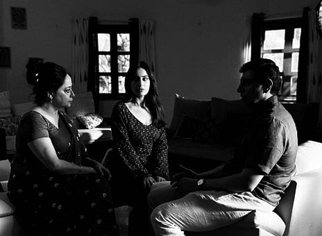 सिनेजीवन: रोहित शर्मा की होस्टिंग के मुरीद हुए सितारें और अरमान मलिक ने गाने 'सब्र' के जरिए दिया खास संदेश