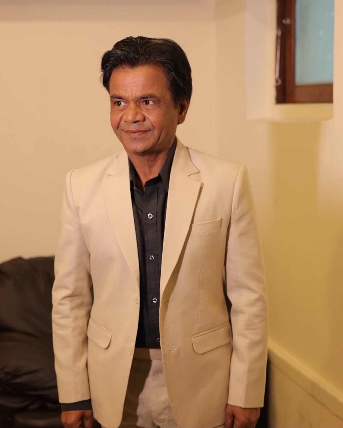 सिनेजीवन: अमिताभ बच्चन ने एफ फैमिली से मांगी माफी और इमरान खान समेत 400 से ज्यादा लोगों के खिलाफ FIR