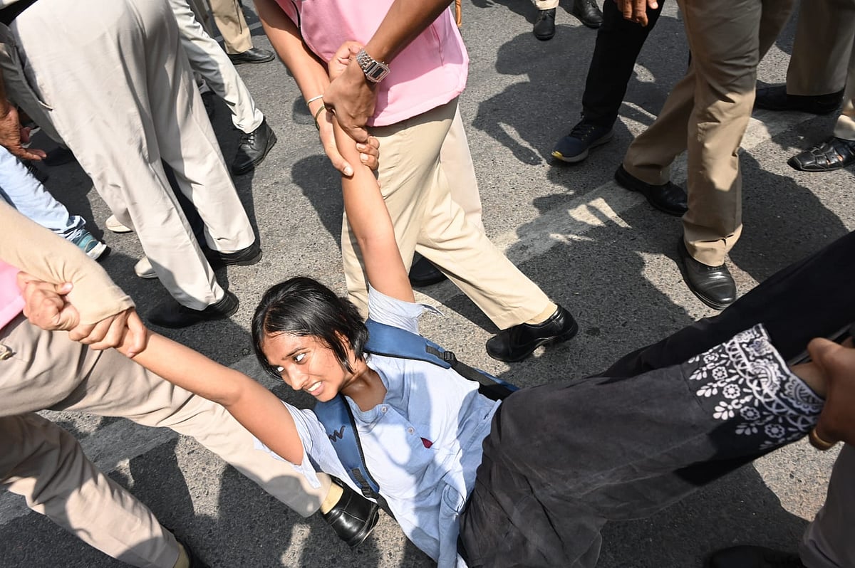 बेख़ौफ, बेबाक, आज़ाद 'एंग्री यंग वीमेन' का नया दौर