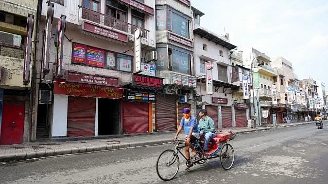 नशा विरोधी कार्यकर्ता परविंदर सिंह झोटा की हत्या के विरोध में गुरुवार को पंजाब के तमाम शहरों में बंद रहा (फोटो - पीटीआई)