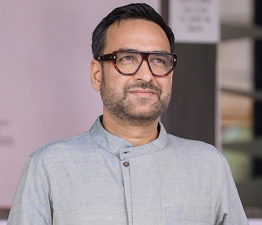 सिनेजीवन: नवरात्रि पर कंजक कन्याओं के साथ समय बिताते दिखे वरुण धवन और 'मुंबई में आखिर हो क्या रहा है?'