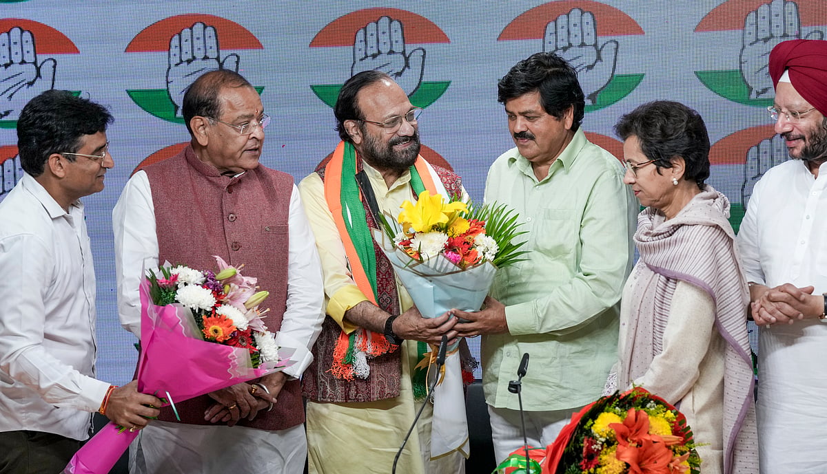 जुबिन नौटियाल के पिता रामशरण नौटियाल भाजपा छोड़कर कांग्रेस में लौटे (फोटो: PTI)