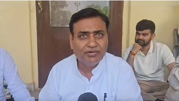 जयपुर पुलिस कमिश्नरेट पर कांग्रेस नेताओं का धरना जारी, रितु बराला मामले में FIR की मांग, डोटासरा बोले- कानून के...