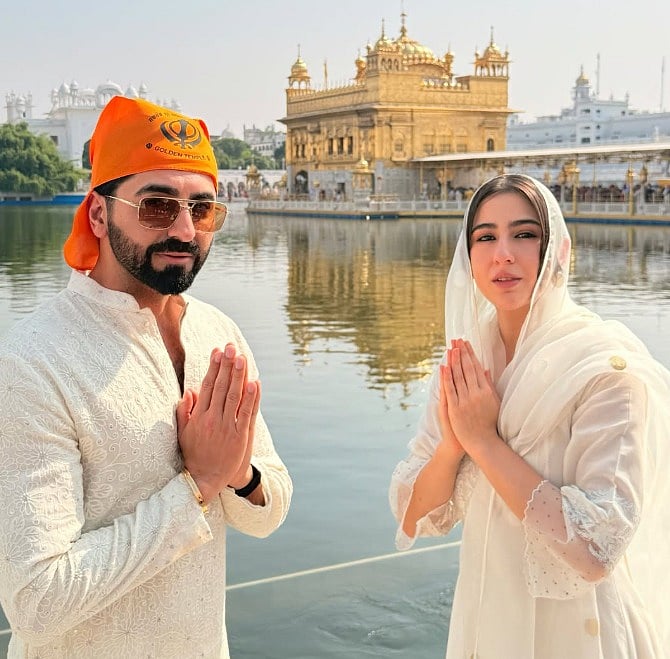 सिनेजीवन: दलेर मेहंदी के सपोर्ट में उतरे मीका सिंह और श्री दरबार साहिब में नतमस्तक हुए आयुष्मान-सारा