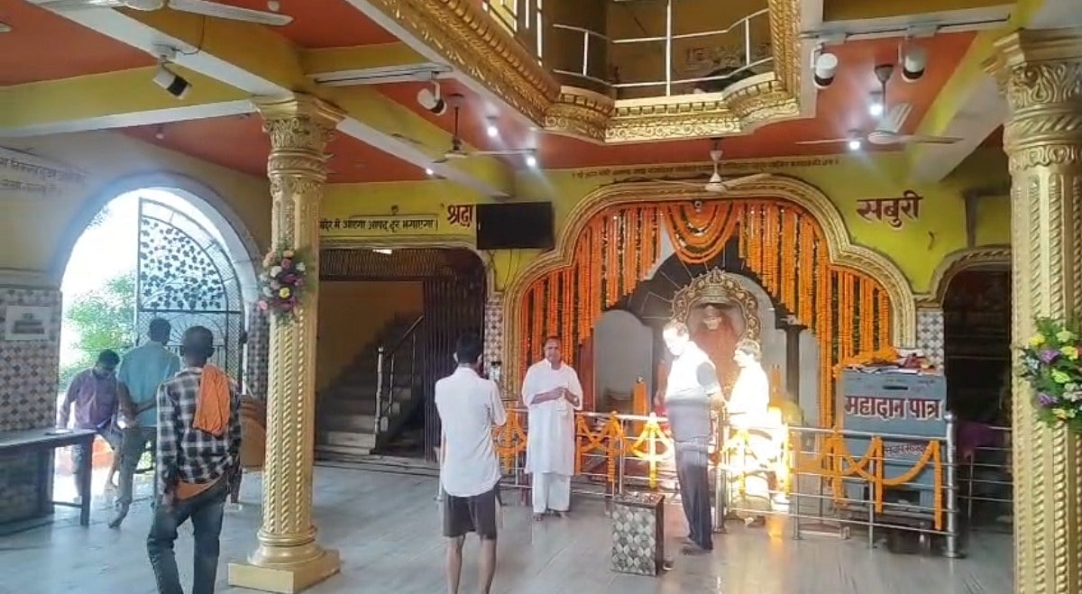 बिहार: मोतिहारी के साईं बाबा मंदिर से भगवान गणेश का मुकुट चुरा ले गए चोर, पुलिस गश्ती दल निलंबित