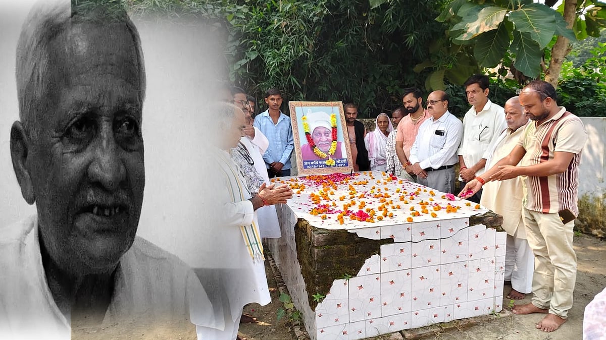 (बाएं) अदम गोंडवी (दाएं) उत्तर प्रदेश के गोंडा जिले में अदम गोंडवी की समाधि पर हर साल कुछ साहित्यकार उनकी जन्मतिथि और पुण्यतिथि पर जमा होकर श्रद्धांजलि देते हैं