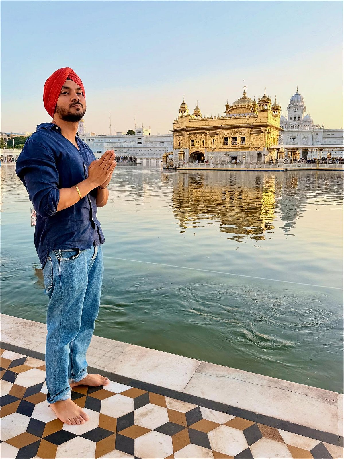 सिनेजीवन: अमिताभ बच्चन समेत कई सितारों को मिली धमकी और दिल्ली में 30 अक्टूबर को ही होगा दिलजीत दोसांझ का कॉन्सर्ट
