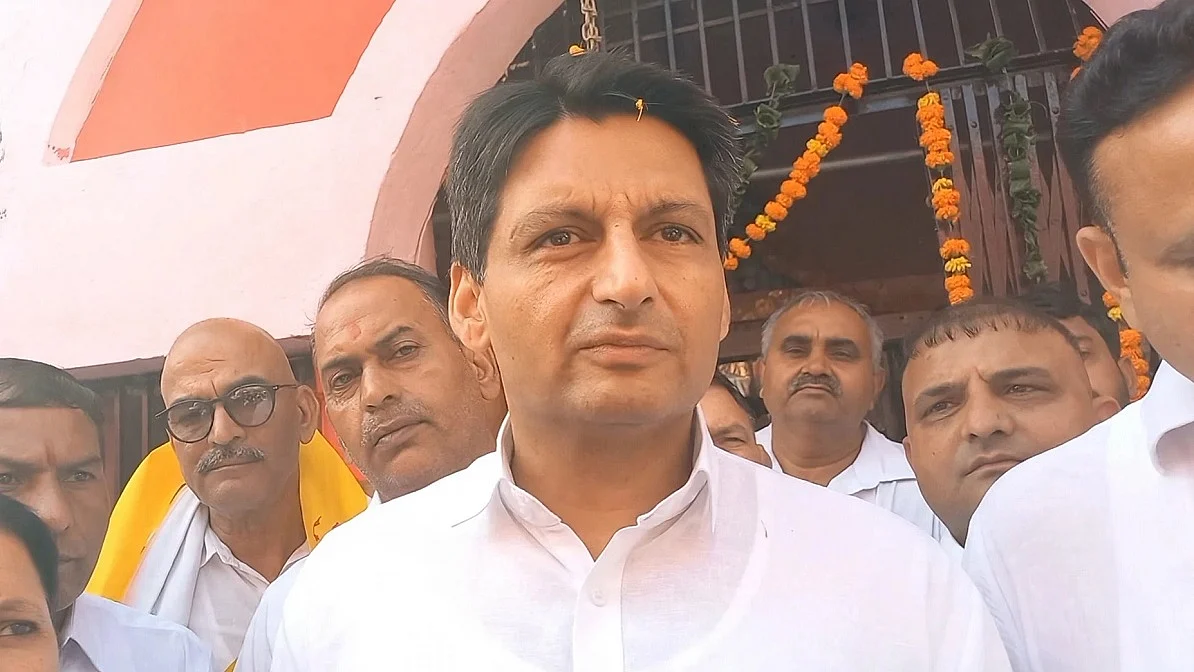 खड़गे का अपमान बर्दाश्त नहीं, सभा में घुसे आरएसएस कार्यकर्ता ने गलत किया, इनका यही आचरणः दीपेंद्र हुड्डा