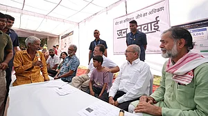 देश में शीर्ष स्तर से की जा रही है वोट चोरी, ज्ञानेश कुमार के हटने तक लड़ाई जारी रहेगी: राहुल गांधी