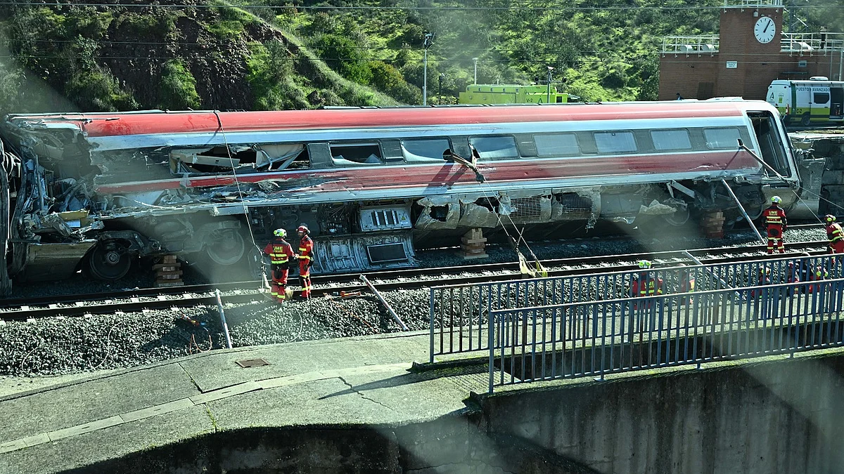 स्पेन के तोलेदो प्रांत में दो हाईस्पीड ट्रेनों में भीषण टक्कर, 46 लोगों की मौत, रेस्क्यू ऑपरेशन जारी