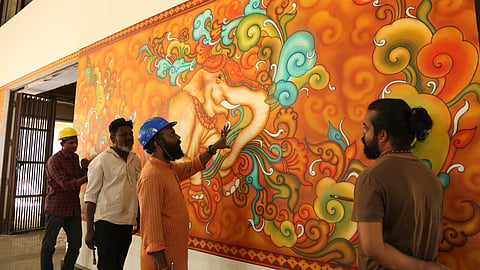 Naveen Kumar’s team includes Kunjan Manassery, B Murali, Saju Mancheri, Ramesh Iringalakuda, Surendran Ernakulam, Anish Wayanad and Jainish Ullieri. Delhi native Pooja Kashyap is the project’s curator.