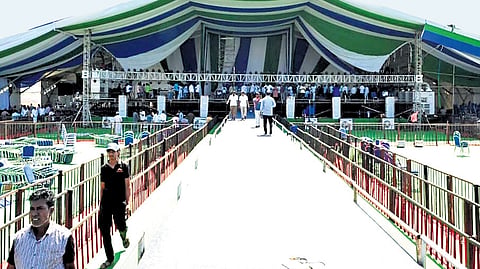 The venue of YSRC Siddham meeting at Rapthadu in Anantapur district | Express