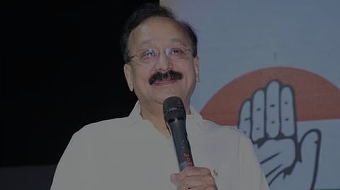 Congress leader Baba Ziauddin Siddique resigned from Congress in Mumbai.