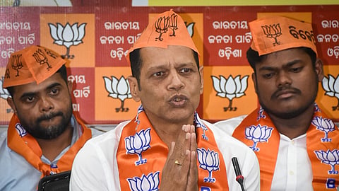  Pradeep Panigrahi