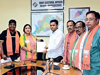 A delegation of BJP led by state vice-president Lekhashree Samantasinghar met the CEO and submitted a memorandum alleging violation of model code of conduct (MCC) by BJD.