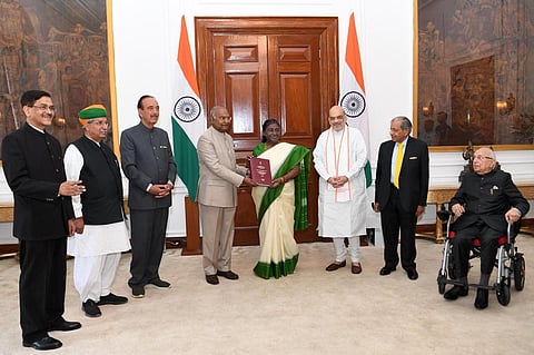 Former President Ram Nath  Kovind submits report on simultaneous polls to President Murmu.