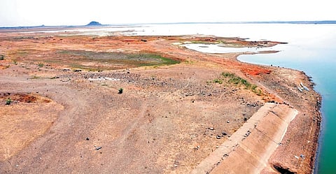 A picture of Lower Manair Dam drying up due to lack of water in Karimnagar