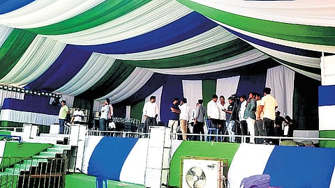 Arrangements are underway at Idupulapaya in the YSR district for YSRC chief YS Jagan Mohan Reddy’s ‘Memanta Siddham’ yatra 