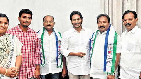 APCC general secretary Madireddy Jagan Mohan Reddy and other leaders joined the YSRC in the presence of CM YS Jagan Mohan Reddy on Tuesday 