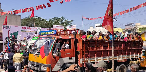 Ferrying people in cargo vehicles continues unchecked in Dharmapuri