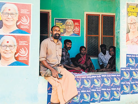 Tiger attack survivor Venkata Das at the CPM office at Chekkudy in Thirunelly