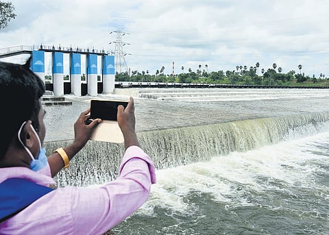 File picture of Kosasthalaiyar river overflowing 
