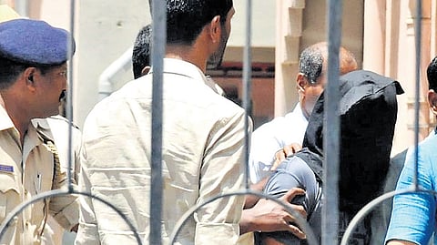 NIA brings Mussavir Hussain Shazeb and Adbul Matheen Taha, to Bengaluru in connection with The Rameshwaram Cafe blast on Saturday 
