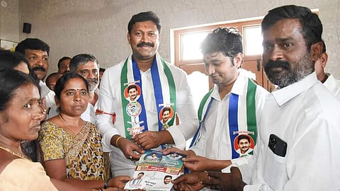 Kadapa MP contestant Avinash Reddy campaign on Sunday. 