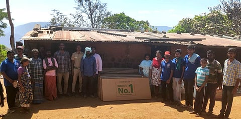 The work of installing new modern solar panel lights in the Kathirimalai tribal village which till now has no electricity connection has been started by volunteers. 