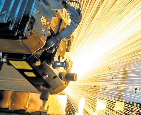 Manufacturing PMI climbs 16-month high of 59.1 in March