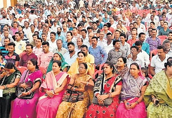 Expressing solidarity with Dash’s cause, NAC president of BJD Jibanananda Mohapatra lamented the party’s failure to address their grievances.