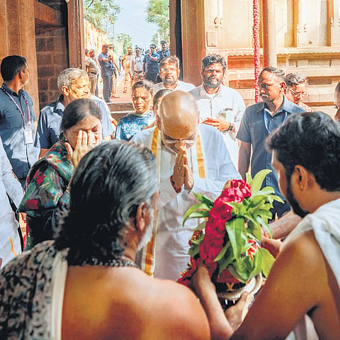 Home Minister Amit Shah offers prayers at Raja Rajeswari Udanurai Satyavekeeswarar and Bhairavar Temple at Thirumayam in Pudukottai district on Thursday 