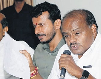 Ex-CM HD Kumaraswamy addresses the media in Bengaluru on Monday 