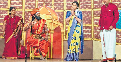 Content-filled feast for theatre buffs