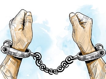 Ashamed of molesting daughter, man tries to kill self