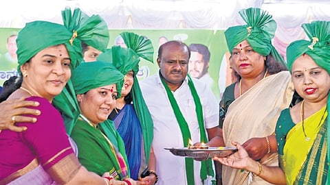 Union Minister for Heavy Industries and Steel HD Kumaraswamy welcomed at the JDS office in Bengaluru on Friday