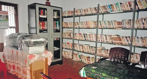 The ‘Deshabhimani’ library, one of the oldest library in Kalliasseri panchayat 