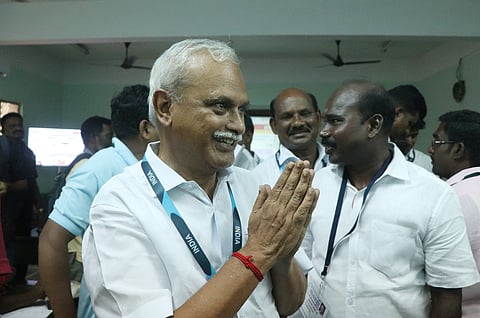 Happy face of V. Vaithilingam Congress MP Candidate of parliamentary constituency, at Womens Engineering College premises in Puducherry on Tuesday.