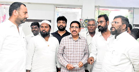 Minister P Narayana inspects Anna Canteen in Nellore on Saturday 