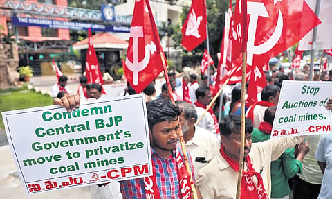 Members of the Left parties stage a protest near the Singareni Bhavan in Hyderabad, demanding the Union government stop coal auctions 