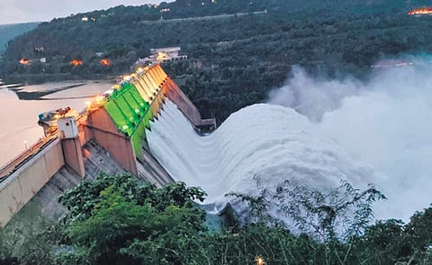 Police said 25 personnel have been deployed to regulate traffic on both sides of the ghat road