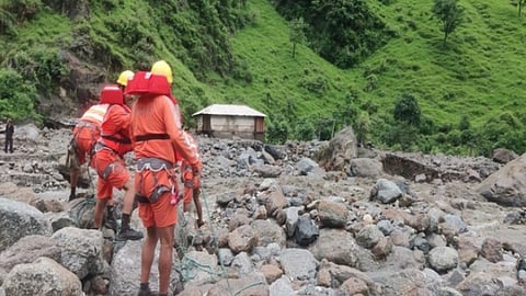 Several people are reported missing after a cloudburst in the Samej Khad of ​​Rampur area in Shimla district.