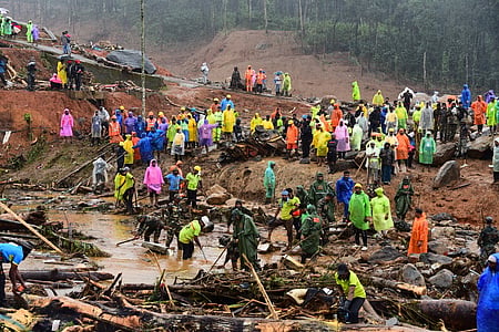 Rescue operation at Mundakkai 
