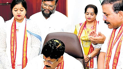Endowments Minister Anam Ramnarayana Reddy assumed office at the Secretariat on Sunday 