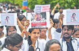 Members of JUDA staging a protest in Vijayawada 