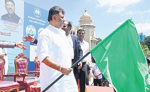 DCM DK Shivakumar inaugurates the ‘Cauvery Water at Your Doorstep’ campaign at Vidhana Soudha on Thursday.