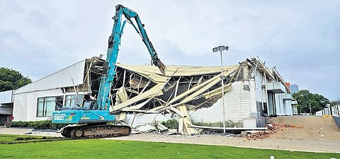 HYDRAA demolishes the N-Convention Centre, owned by actor Akkineni Nagarjuna, for 
encroachments on the FTL and buffer zone of Thammidi Kunta lake, in Hyderabad on Saturday