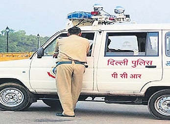 Delhi: 19-year-old arrested for robbing jeweller 