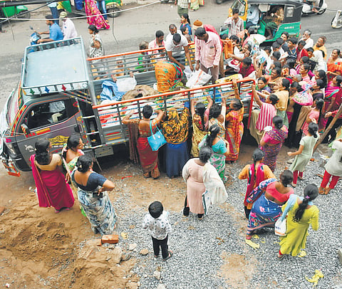 People thronged a mobile Rythu Bazaar in a flood-affected area 